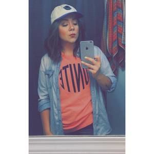 Meet your Posher, Jacqueline